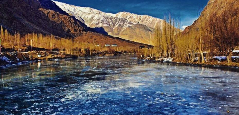 Explore Jammu & Kashmir at just ₹ 0.00 with https://expeditionelite.in