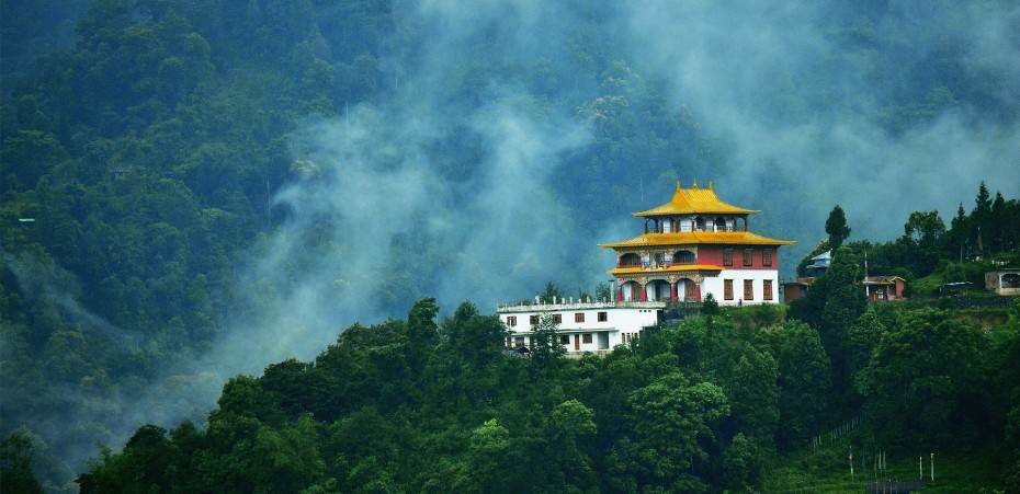 Explore Sikkim Darjeeling at just ₹ 0.00 with https://expeditionelite.in