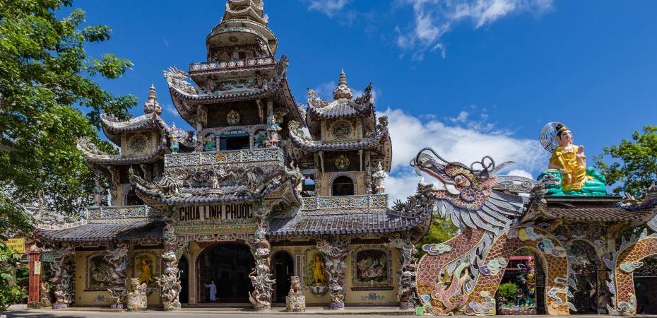 Explore Vietnam at just ₹ 17,500.00 with https://expeditionelite.in